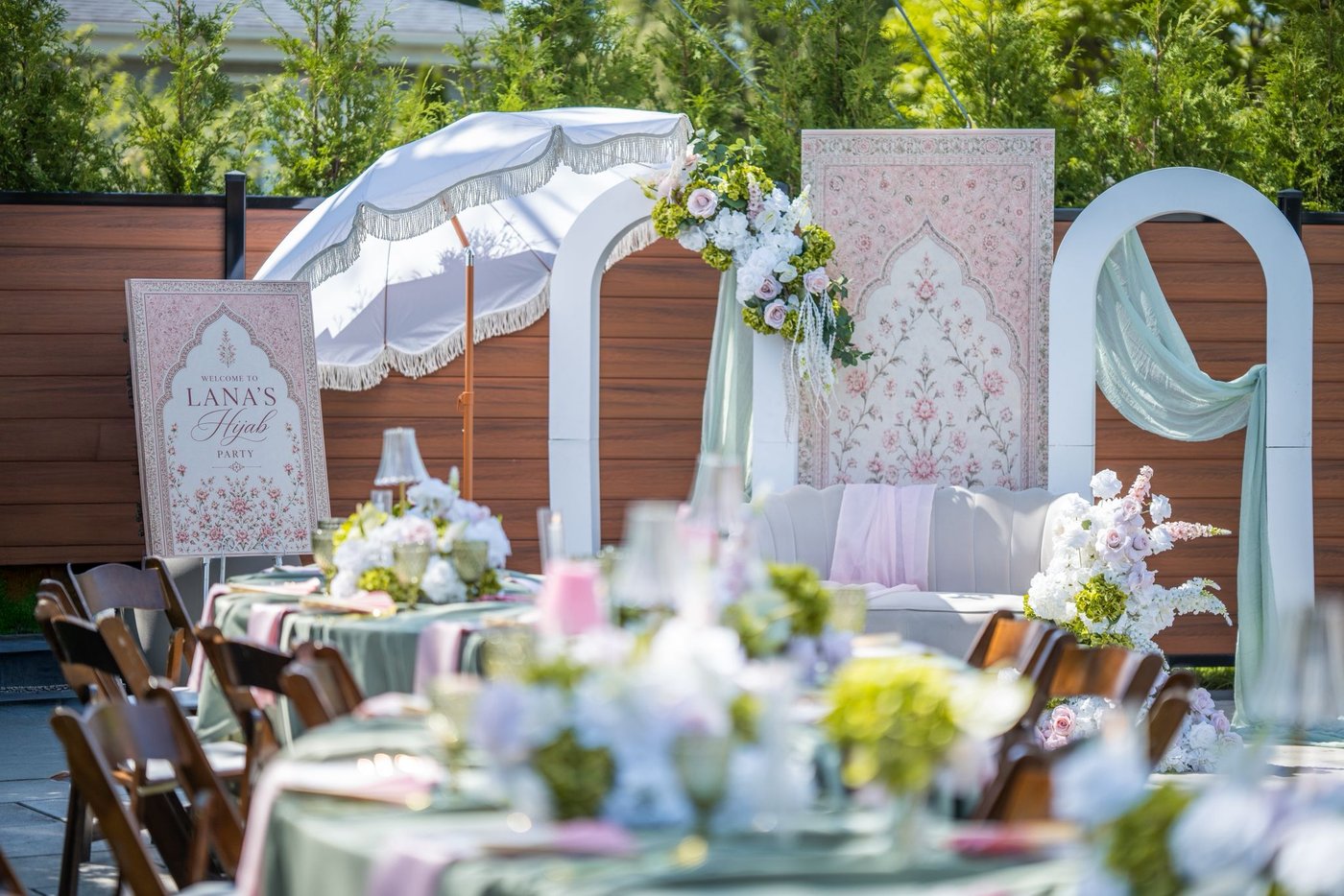 Setup — Backdrop arche ouverte