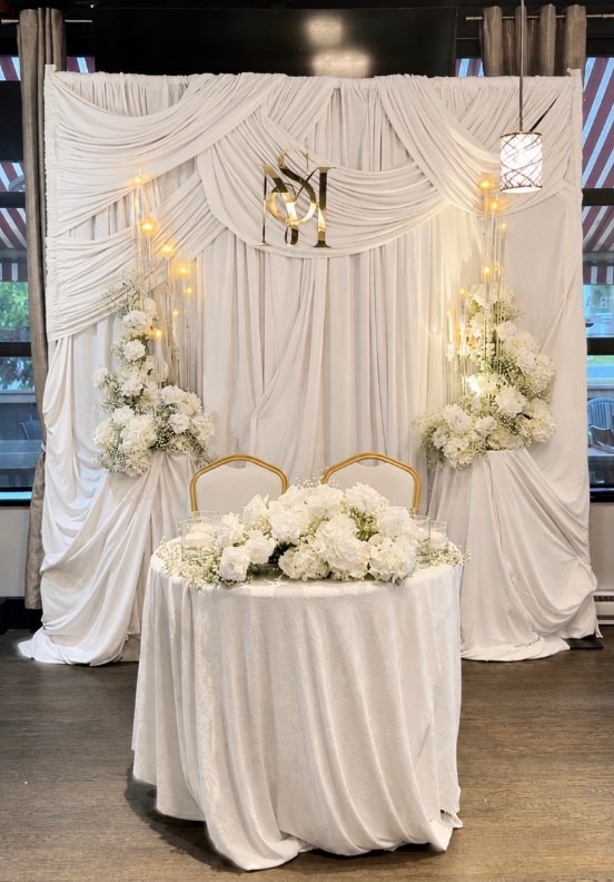 Setup — Backdrop drapé